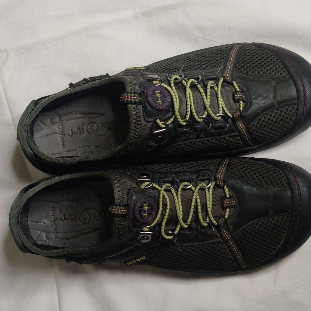 J-41 women shoes Great condition